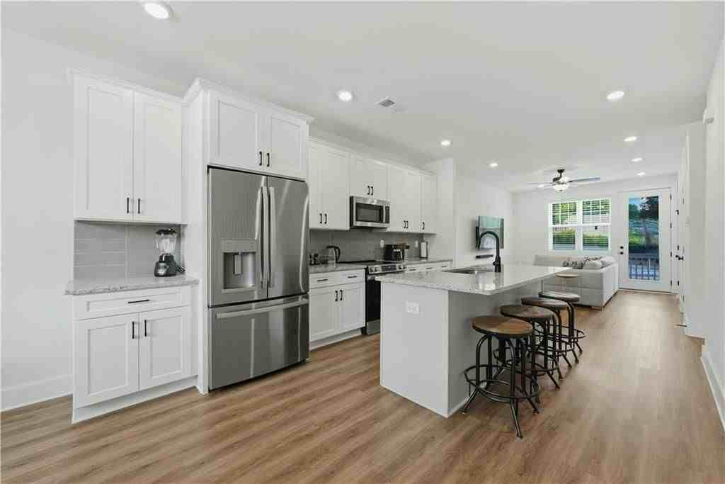 104 Mission Way Se - Photo 5 of 23