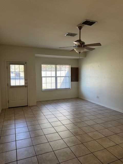 1808 N Paddock St - Photo 2 of 11