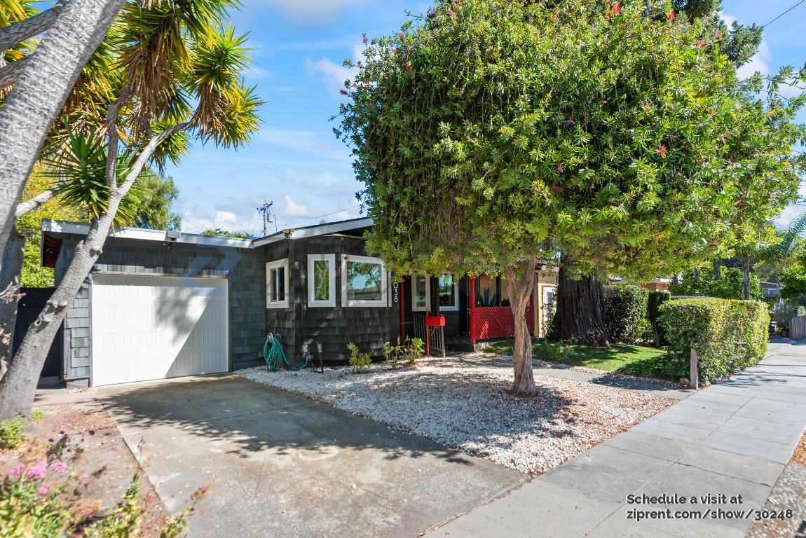 1038 Colton Ave - Photo 2 of 37