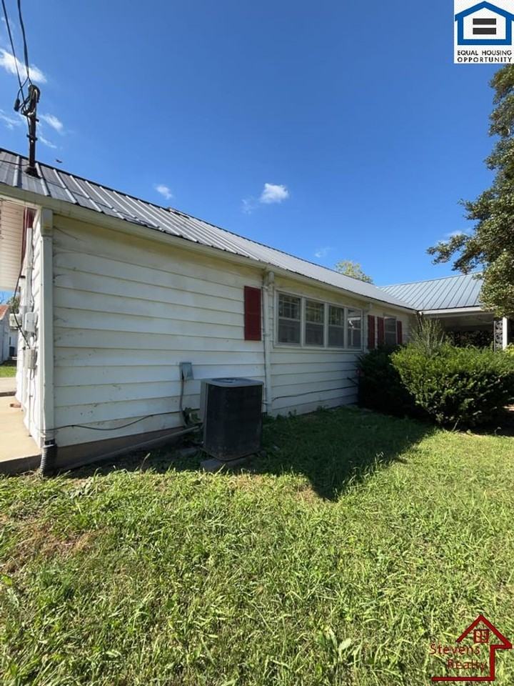 312 Higginbotham Rd - Photo 6 of 24