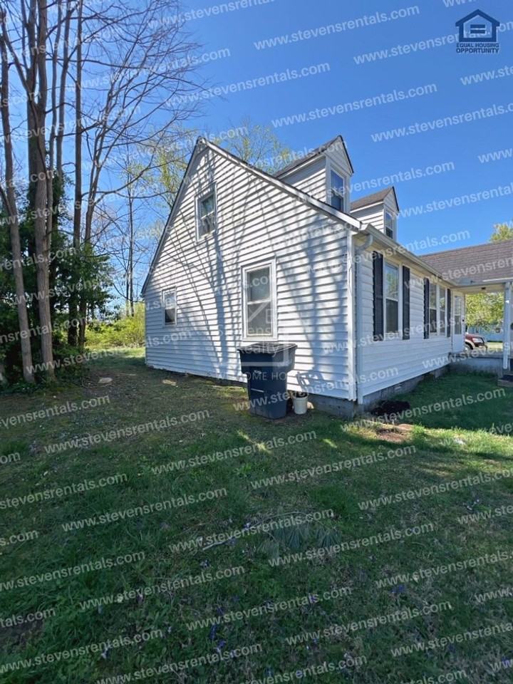 601 Bradley Dr #A - Photo 3 of 19