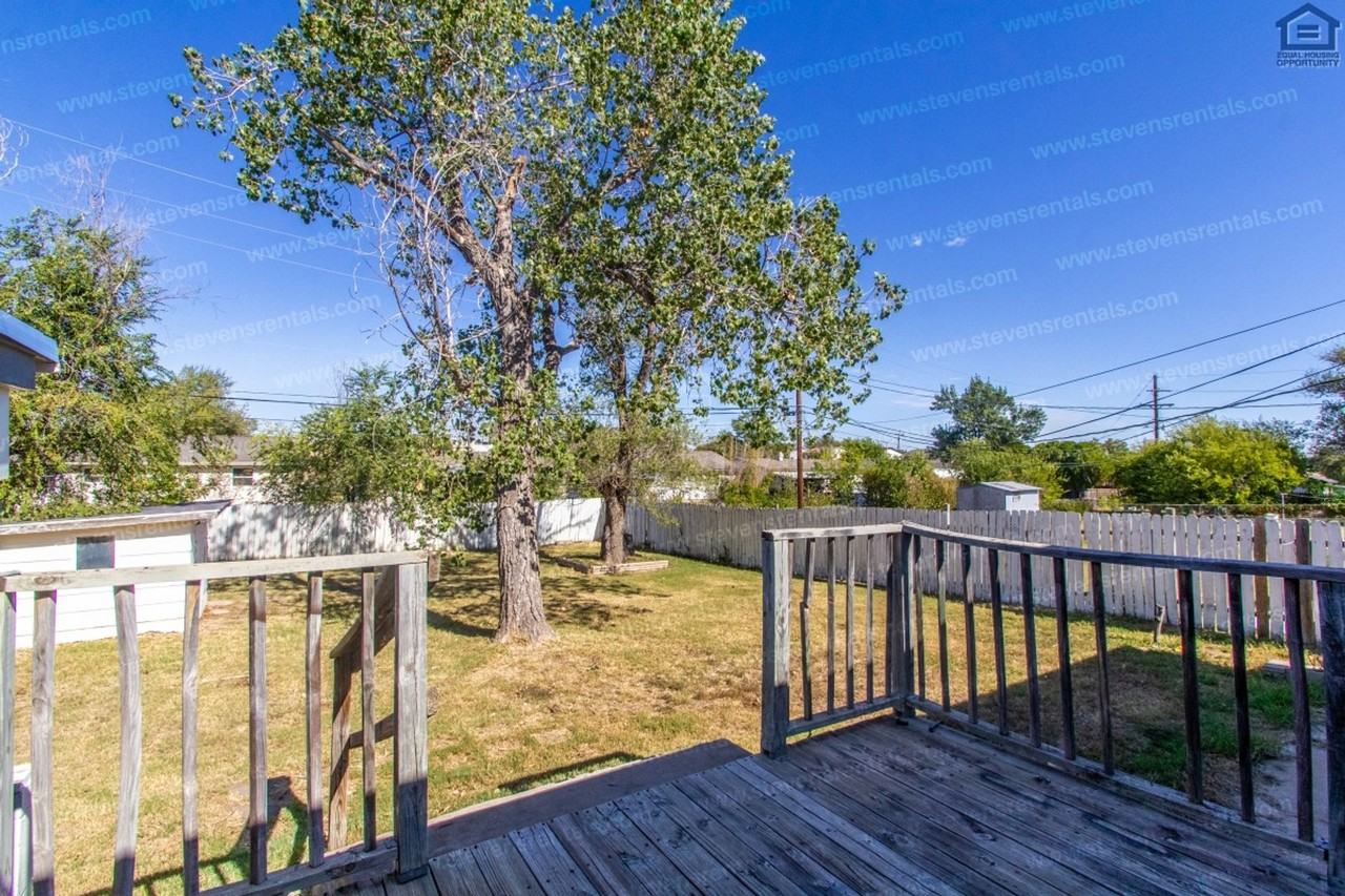5311 Nw Elm Ave - Photo 7 of 50