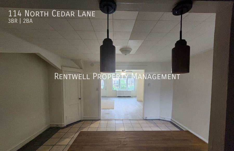114 N Cedar Ln - Photo 5 of 24