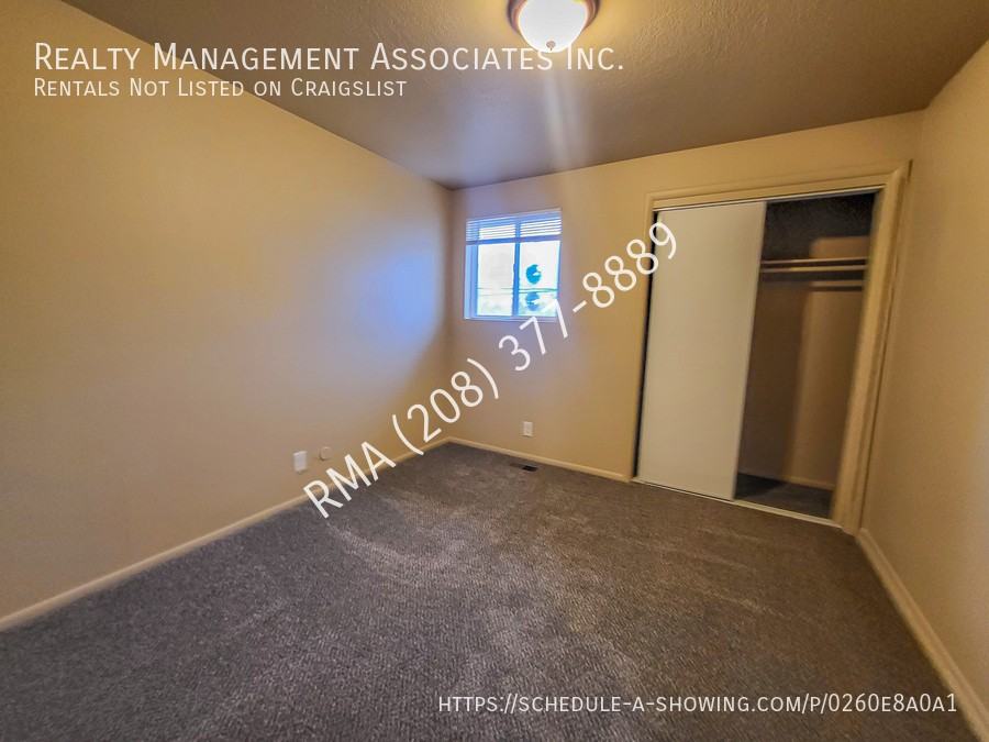 4812 W Richardson St #10 - Photo 6 of 13