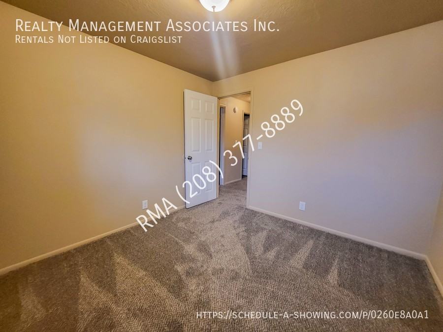 4812 W Richardson St #10 - Photo 7 of 13
