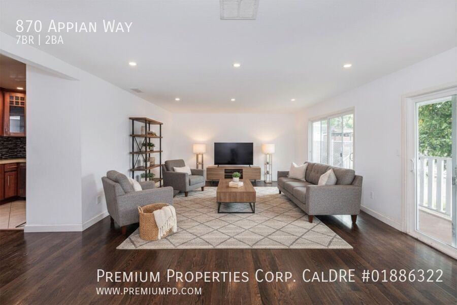 870 Appian Way - Photo 6 of 50