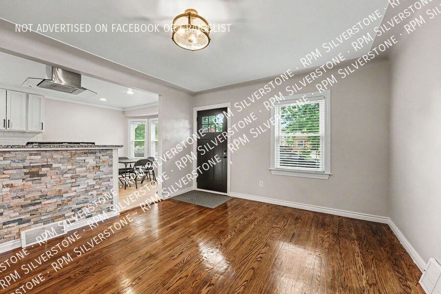 1403 N Altadena Ave - Photo 6 of 26