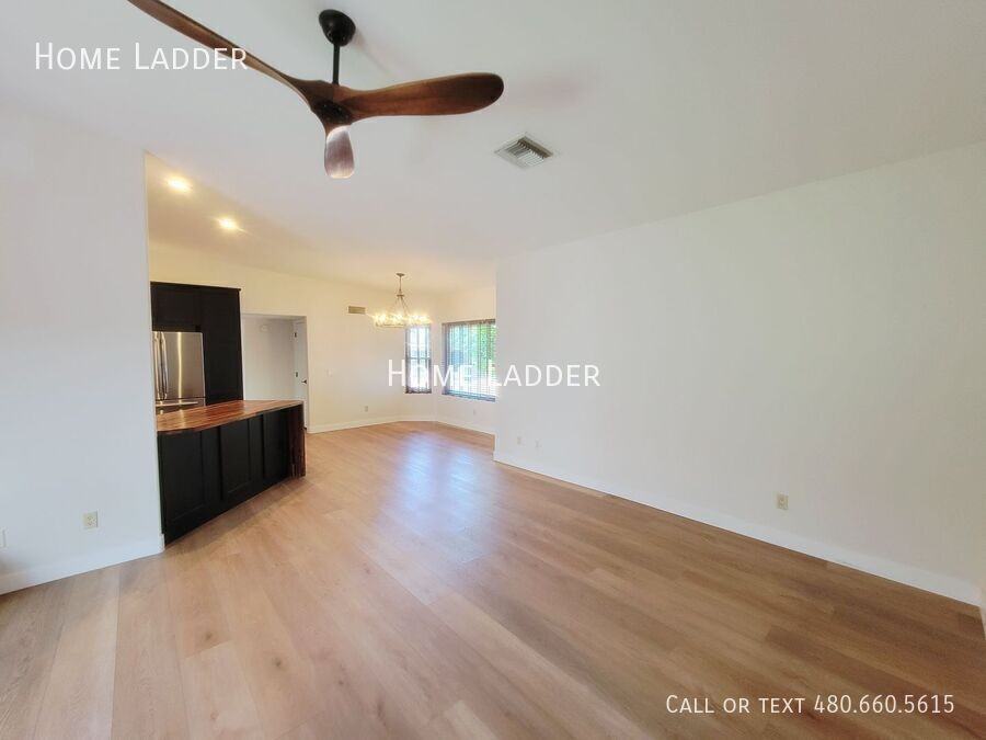 2514 N 62nd St - Photo 3 of 44