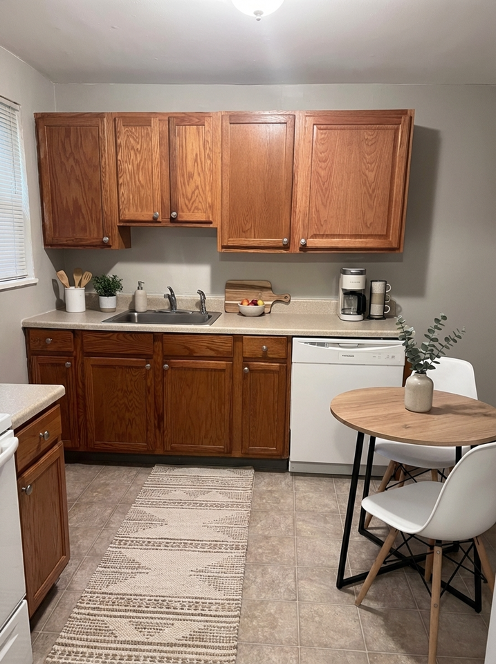 Jameson Townhomes - Photo 3 of 45