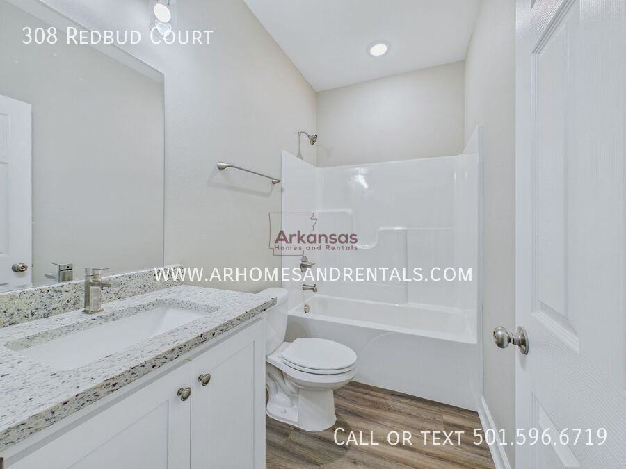 308 Redbud Court - Photo 5 of 15