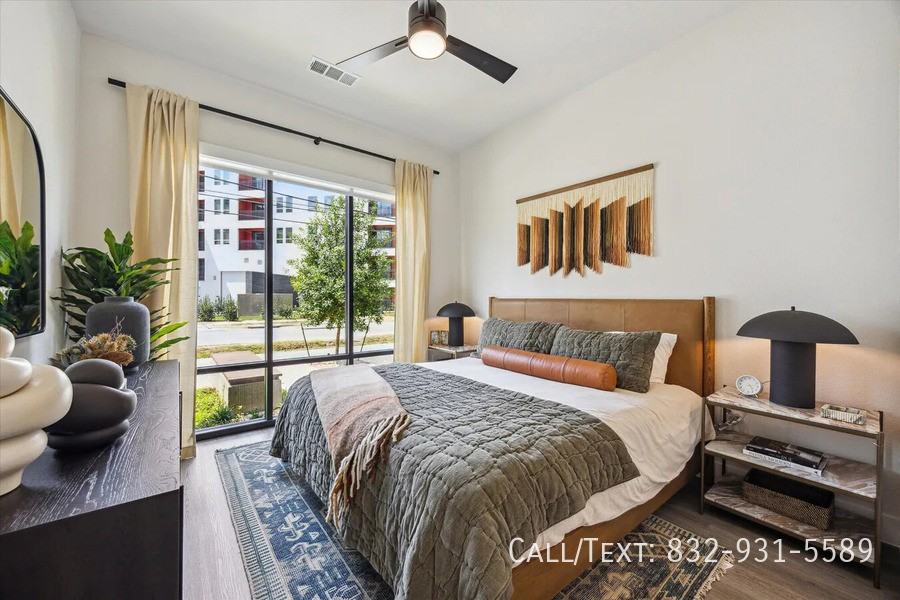 2900 W 12th St #LTGB - Photo 5 of 9