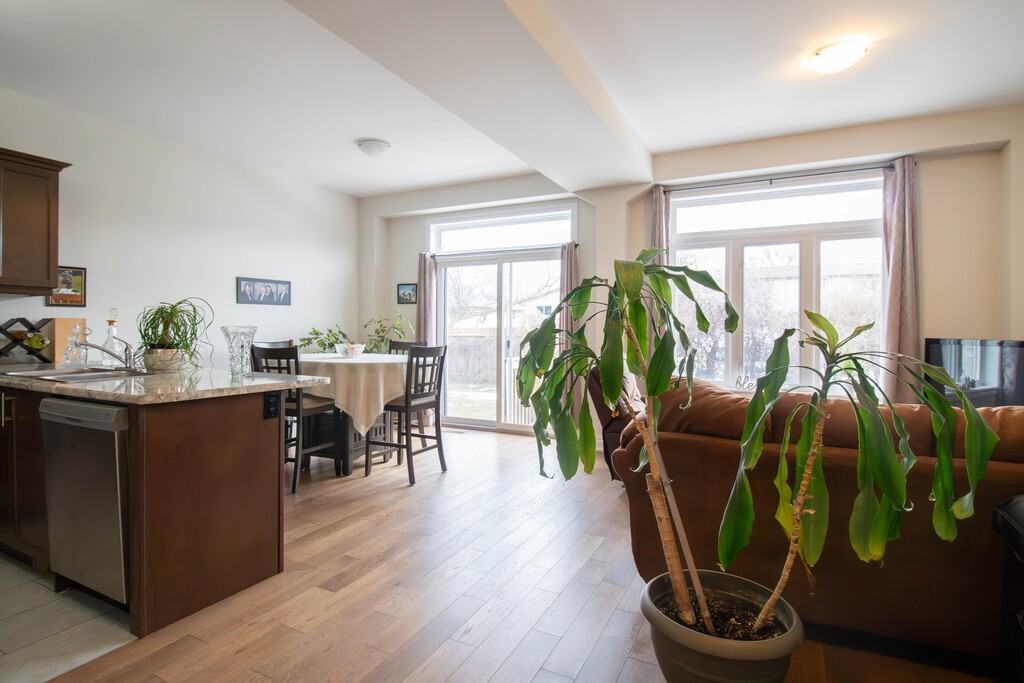 23 Manhattan Court - Photo 2 of 19