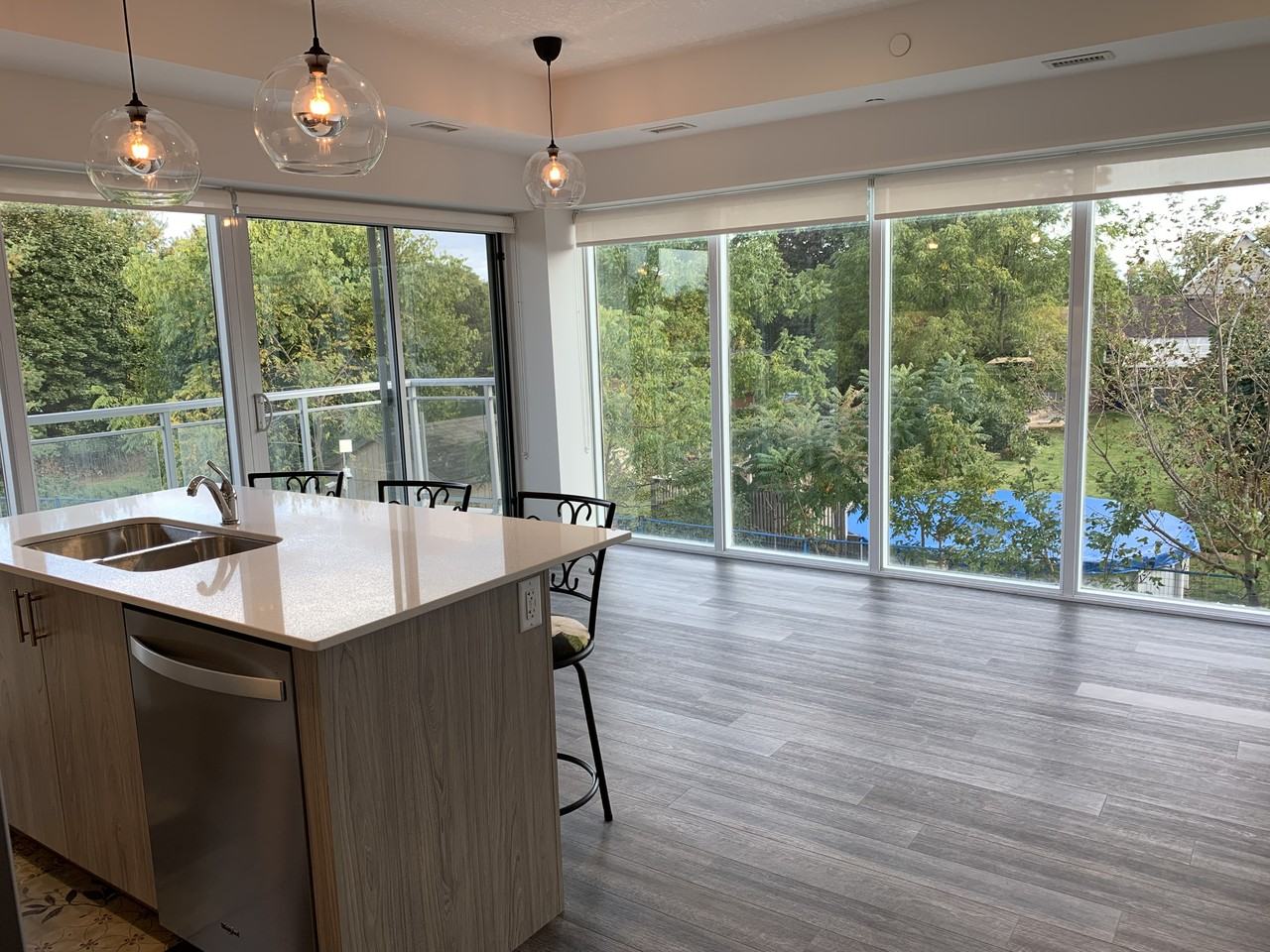 16 Markle Cres - Photo 2 of 7