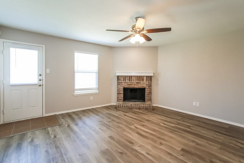 16508 Cowboy Trl - Photo 4 of 16