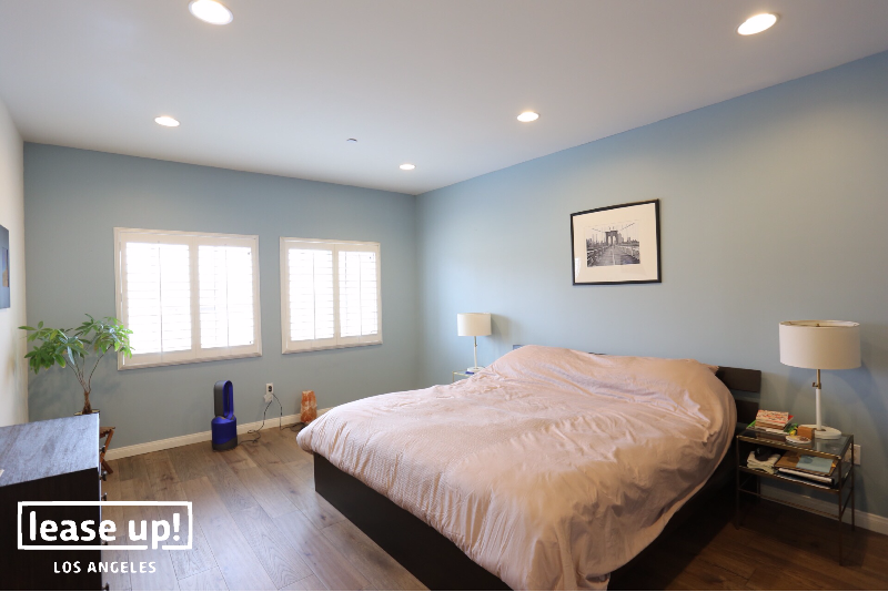 4821 Bakman Ave #22 - Photo 4 of 15