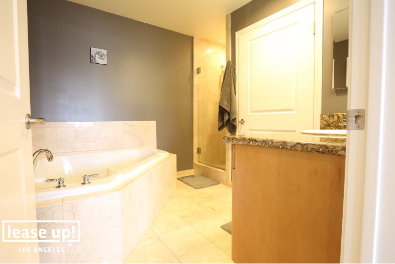 4821 Bakman Ave #22 - Photo 5 of 15
