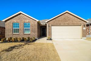 featured image of 1449 Vernon Dr