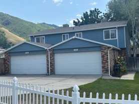7800 S Chadbourne Dr - Photo 1 of 1