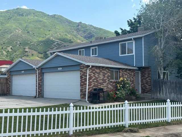 7800 S Chadbourne Dr - Photo 2 of 23