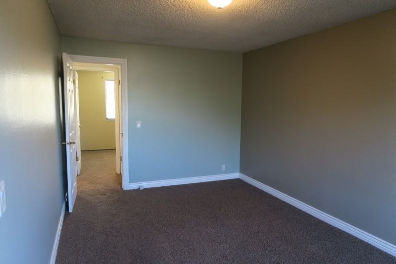 7800 S Chadbourne Dr - Photo 3 of 23