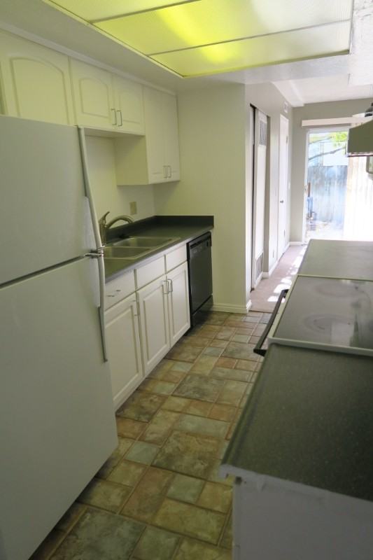 7800 S Chadbourne Dr - Photo 7 of 23