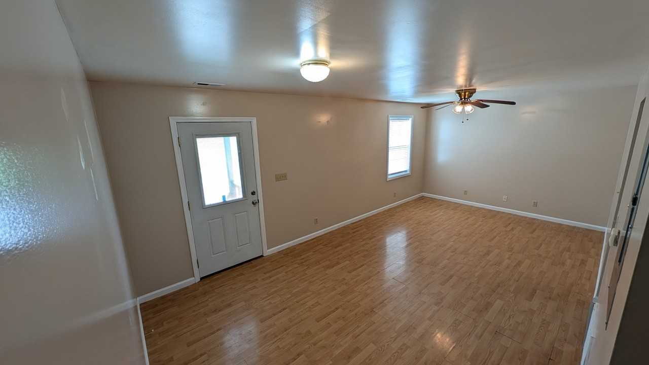 608 Old Jefferson City Rd #B - Photo 3 of 16