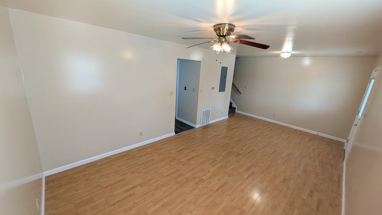 608 Old Jefferson City Rd #B - Photo 4 of 16