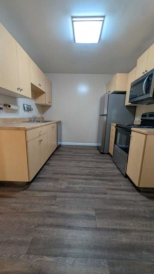 608 Old Jefferson City Rd #B - Photo 7 of 16