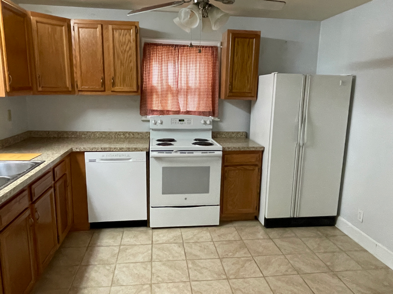 6924 Cambridge Ave - Photo 4 of 15