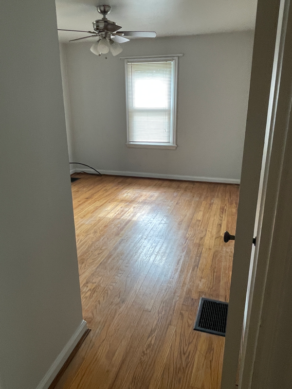 6924 Cambridge Ave - Photo 6 of 15