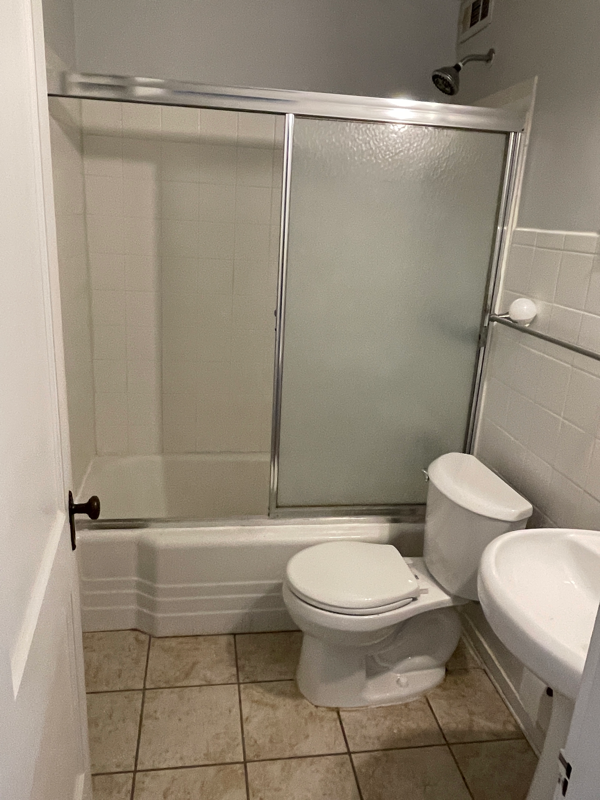 6924 Cambridge Ave - Photo 7 of 15