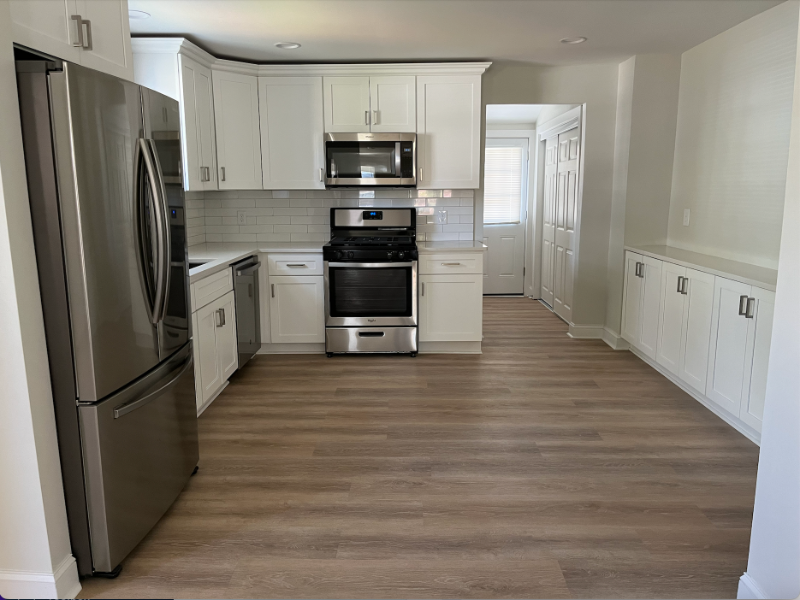 205 S Church St - Photo 4 of 13
