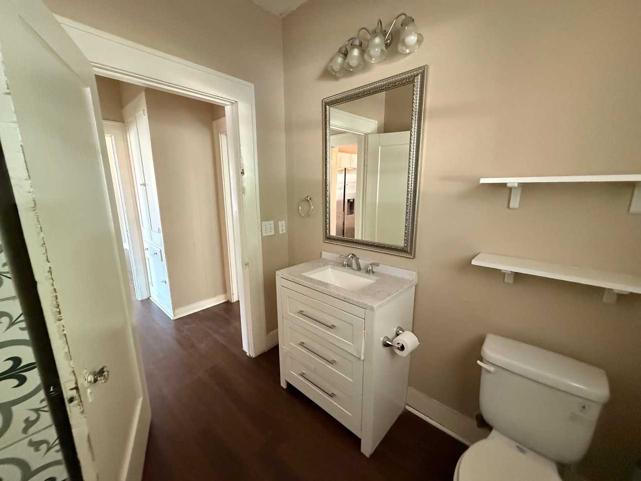 1425 Quintana Rd #1 - Photo 7 of 35