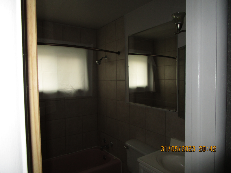 8 12th St N - Photo 7 of 8