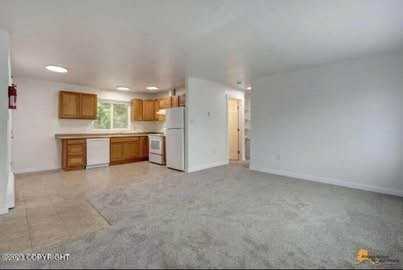 814 N Bunn St #3 - Photo 2 of 4