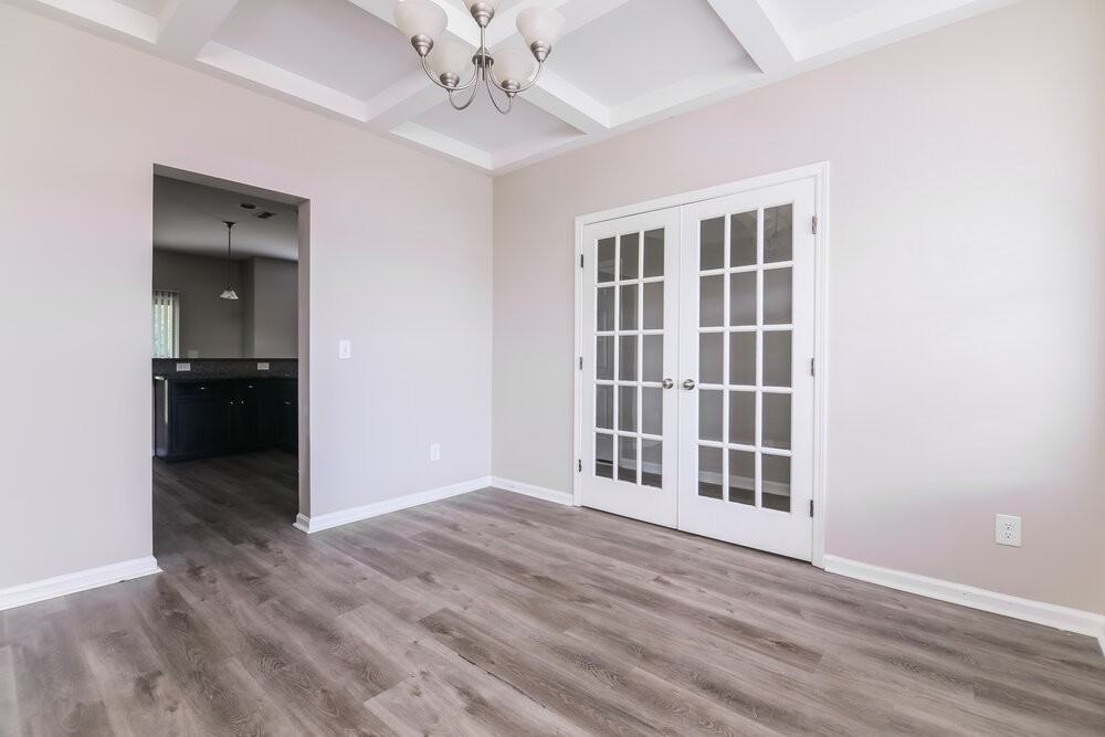 3640 Tule Spring St - Photo 6 of 17