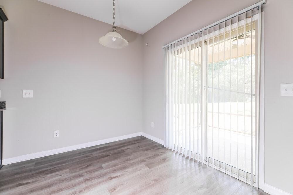 3640 Tule Spring St - Photo 7 of 17