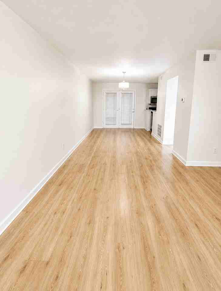 1002 Brighton Pt - Photo 2 of 19