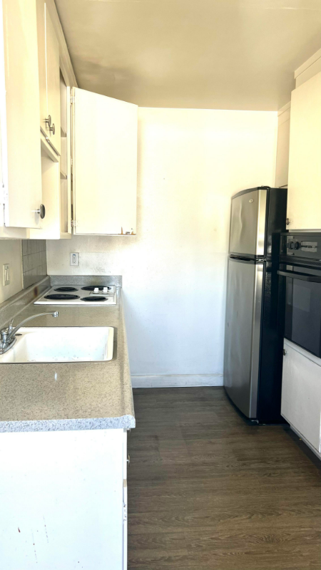 21788 Thelma St #4 - Photo 2 of 10