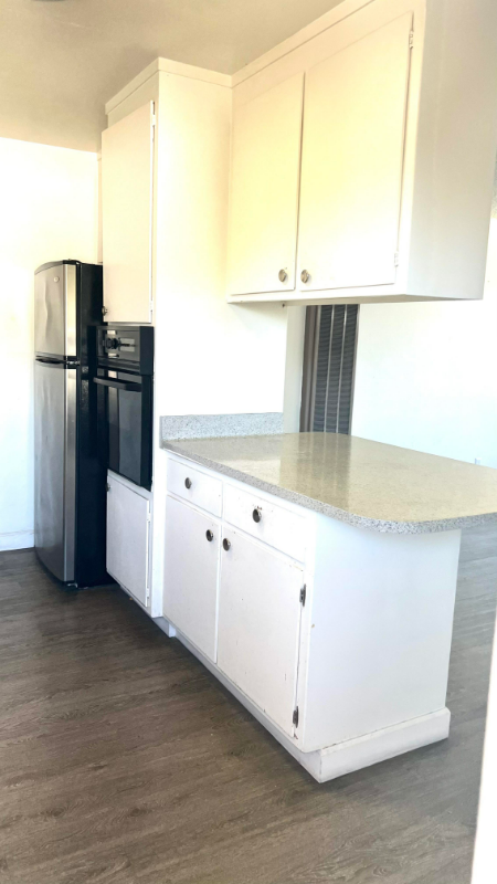 21788 Thelma St #4 - Photo 4 of 10