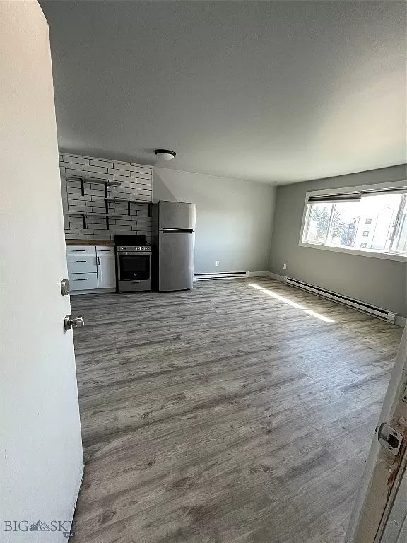 215 S 19th Ave #C - Photo 2 of 7