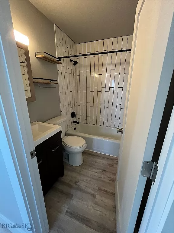 215 S 19th Ave #C - Photo 5 of 7