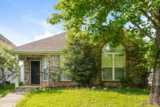 1101 Village Trl - Photo 1 of 1