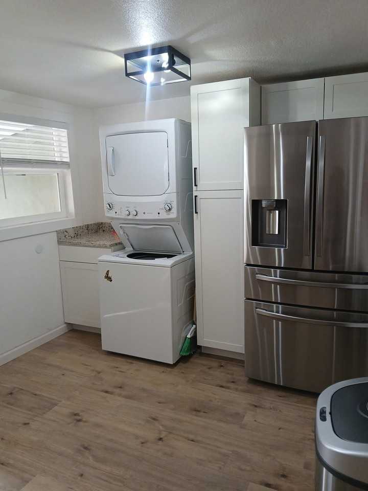 401 N Florida Ave #B - Photo 4 of 6