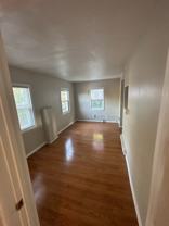 306 King St W #3 - Photo 1 of 1