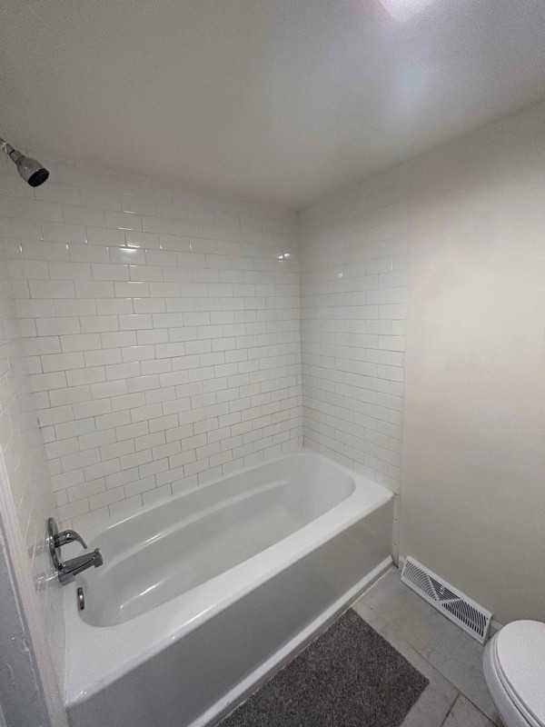 16 W Lake St - Photo 7 of 8