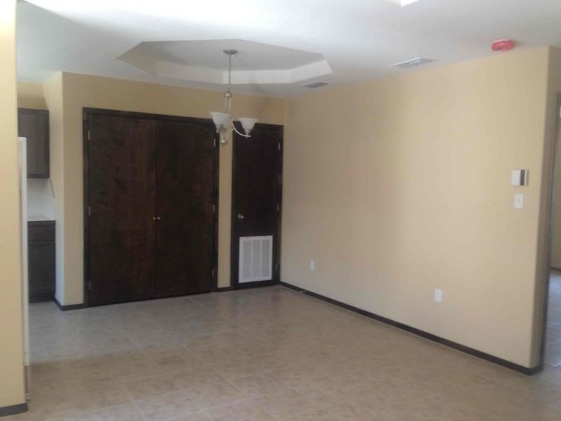 614 San Antonio Ave #7 - Photo 6 of 11