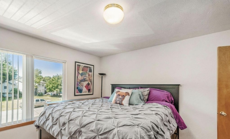 3758 Jill St - Photo 3 of 7