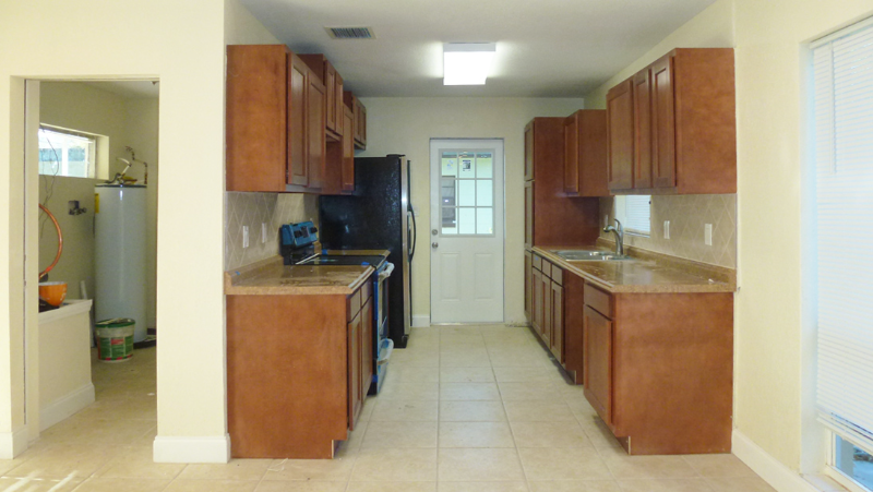1313 Roger Babson Rd - Photo 4 of 15