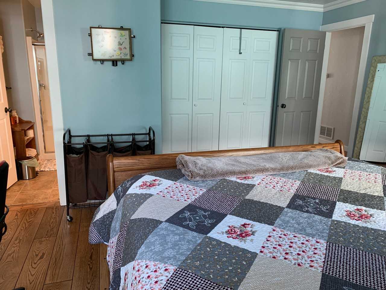112 W Dooley Ln - Photo 3 of 10